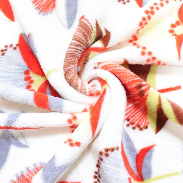 Lovely Floral Fleece Throw for A Cozy Home