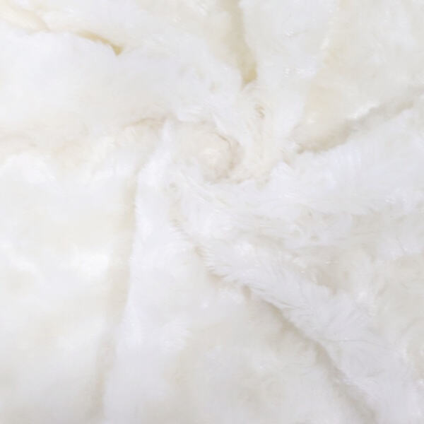 From Bedding to Clothing, Discover the Benefits of Cuddle Fleece