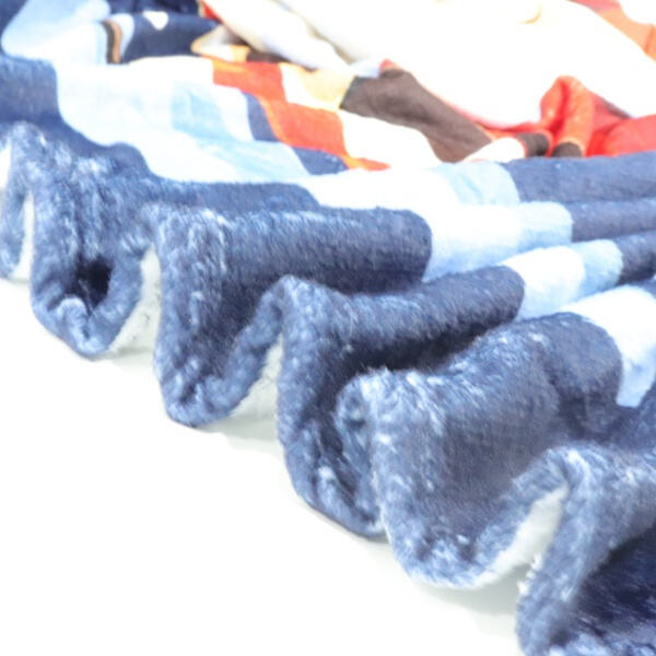 Make Your Christmas Movie Marathon Even Better with a Fleece Throw