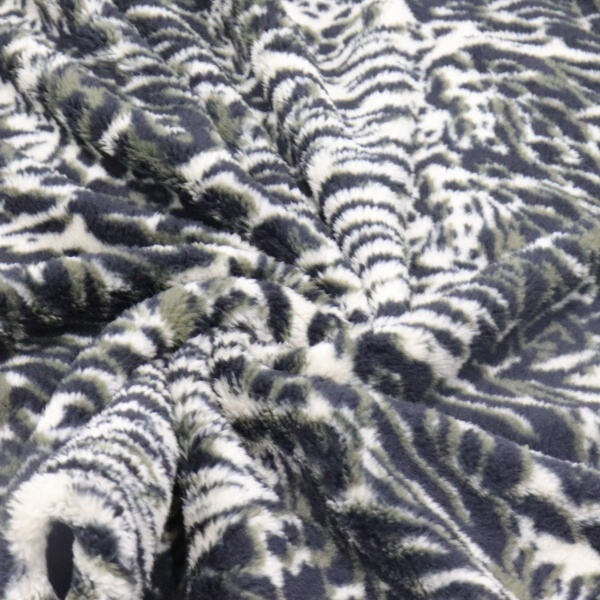 How Can You Design a One-Of-A-Kind Sherpa Blanket for Your House