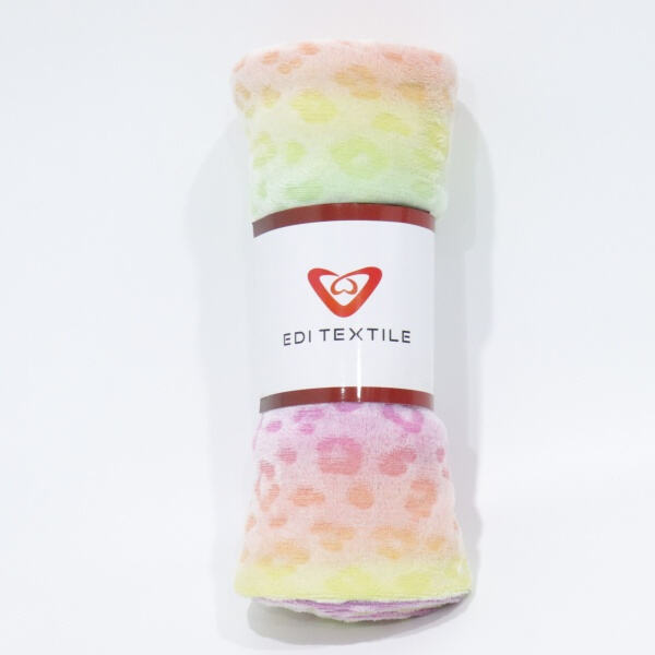 Add a Personal Touch of Comfort with Customised Throw Blankets