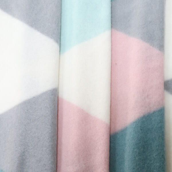 Anti-pilling fleece for a smart look