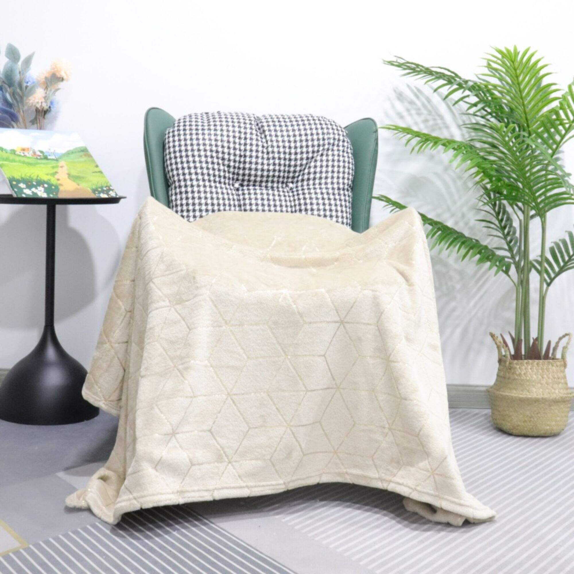 Geometry Pattern Metallic Flannel Blanket