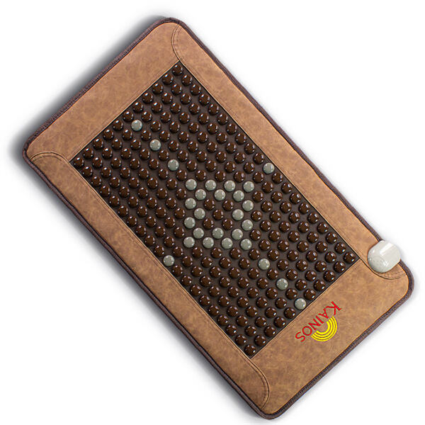 استمتع بفوائد علاج الحجارة الساخنة في المنزل باستخدام بساط مسخّن