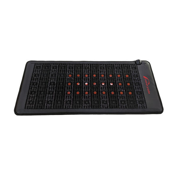 اغمر نفسك في الخصائص العلاجية للأميethyst والتكنولوجيا تحت الحمراء من خلال حصيرة متخصصة.