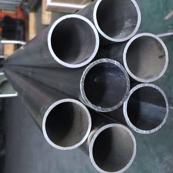 Low maintenance and long-lasting 304 stainless steel pipe.