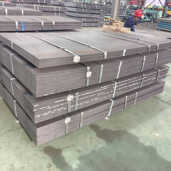 ما الذي يجعل الصفيحة المدرفلة على الساخن الخيار المفضل للعديد من المشترين