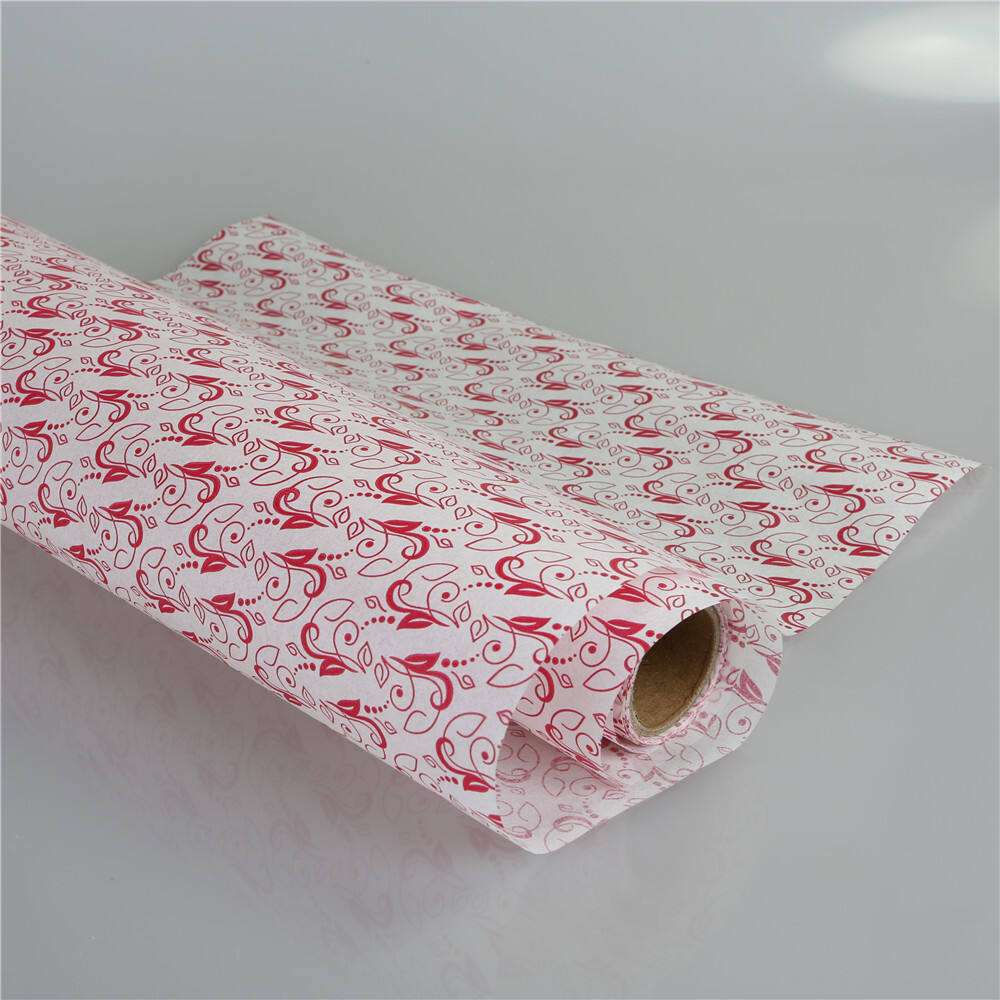 Benefits of using parchment paper for cooking pizza in the oven.