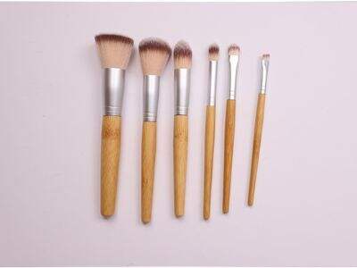 Die 5 entscheidenden Faktoren beim Bezug von Make-up-Pinseln für Ihr Unternehmen