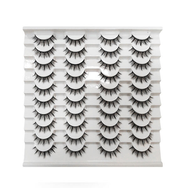 Verbessern Sie Ihr Styling mit unserer natürlichen Wimpernset.