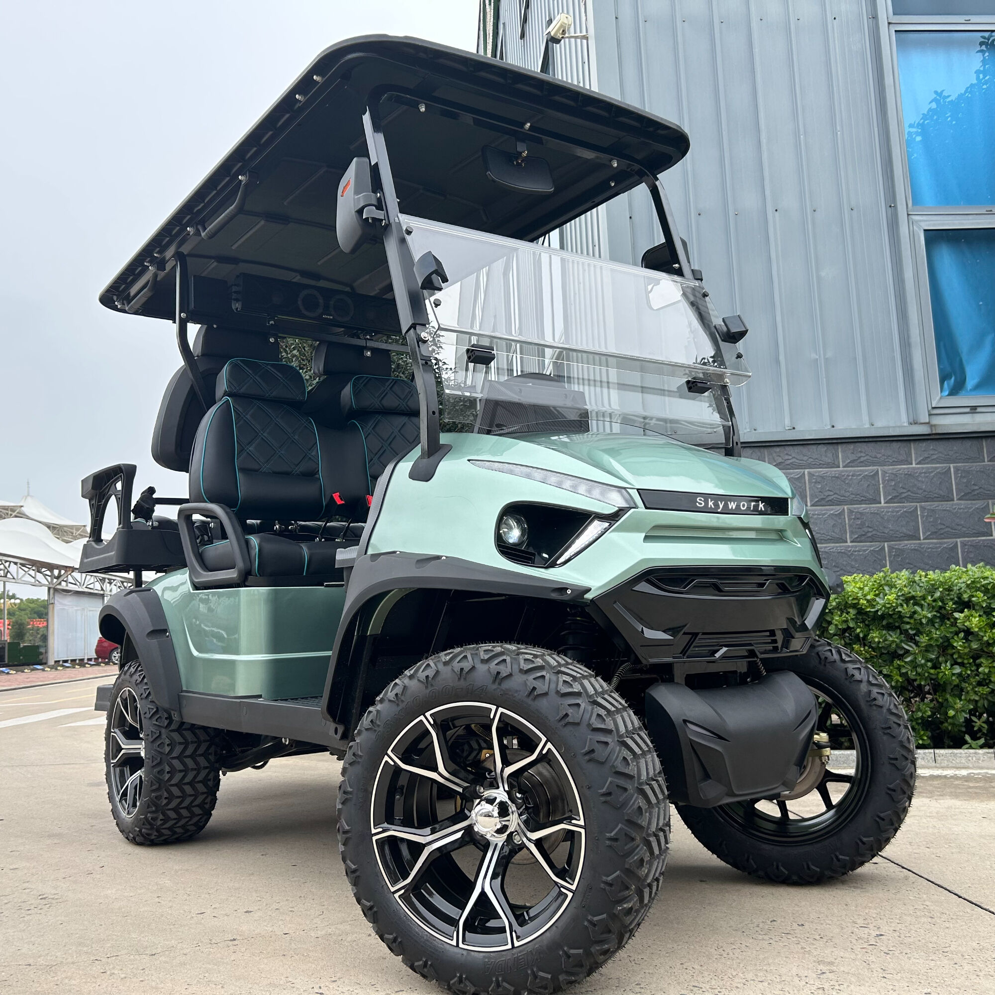 Unique Modern Hot Sale 4x4 Hunter Lithium Ion Battery 48 Volt Electric Golf Cart