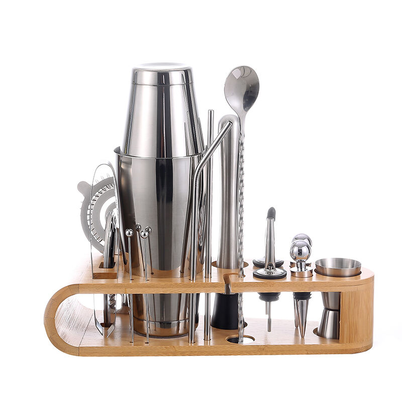 Wholesale Stainless Steel Customized 800/600 ML Cocktail Shaker Set Bartender Kit Tools Set with Stand supplier