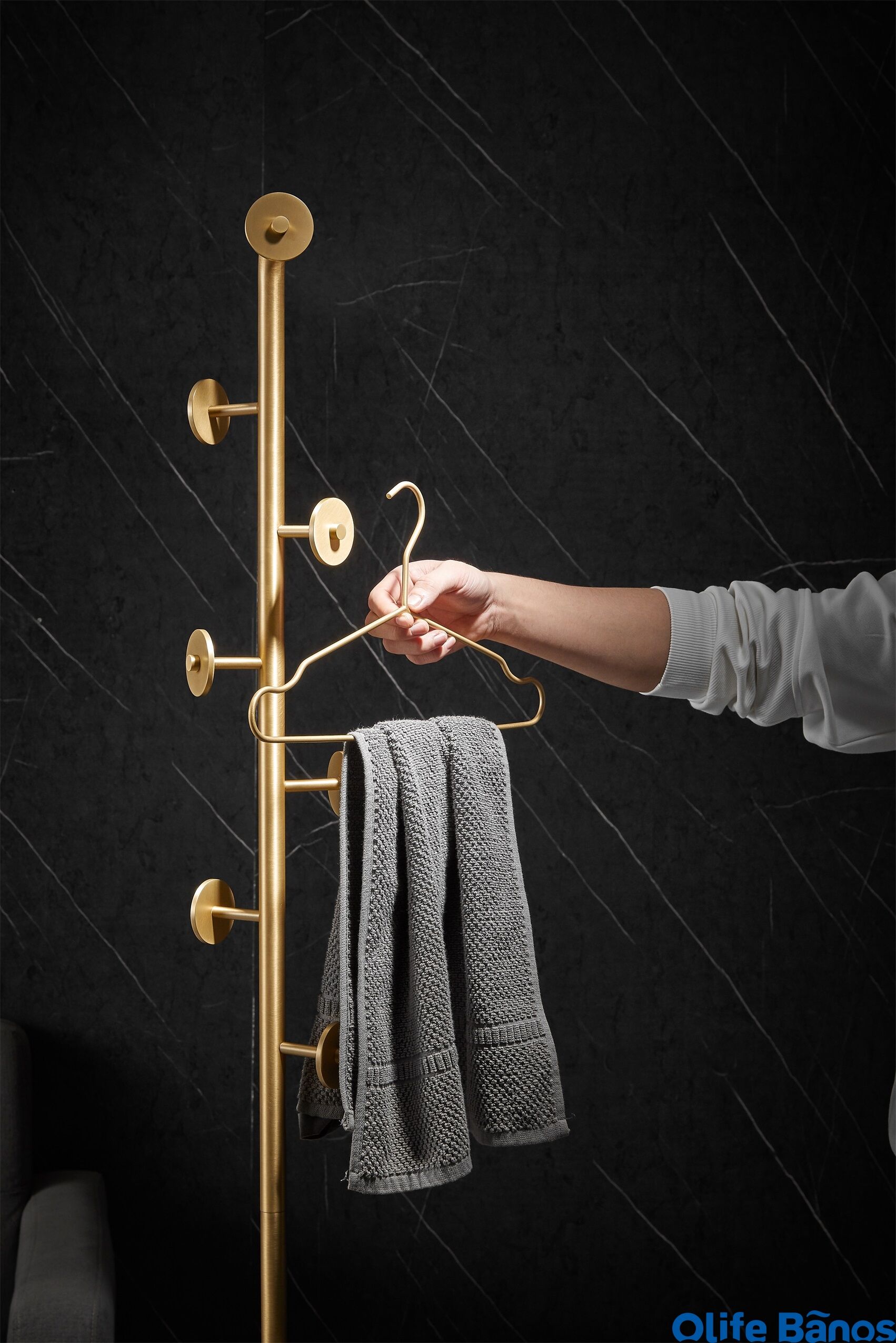 Bathroom Bedroom Brass Coat Storage Wall Mounted Hanger Brass Multifunctional Modern Coat Rack Clothes Tree supplier