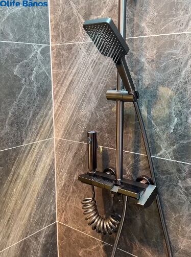 Modern Gunmetal  Digital Temperature LED  Aluminium Bathroom Rainfall Waterfall Shower head System Set factory