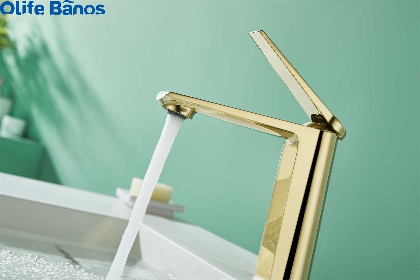 Hot sale white body gold single handle modern style high bathroom hotel cheap basin faucet mixer details