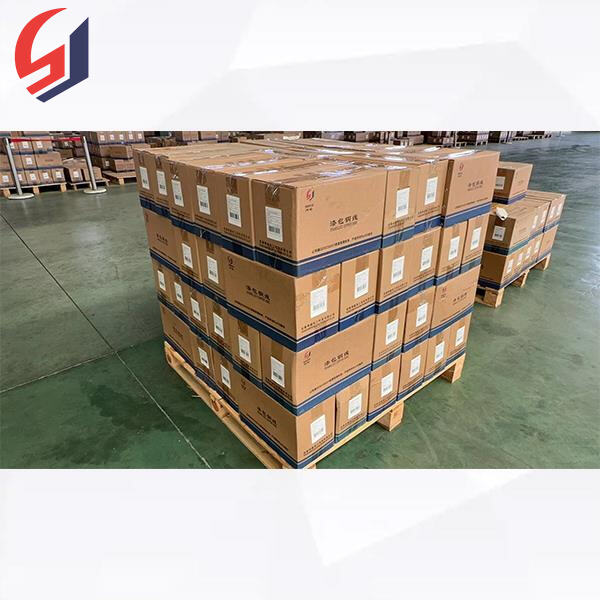 السلك النحاسي المسطح المطلي مقابل السلك المستدير