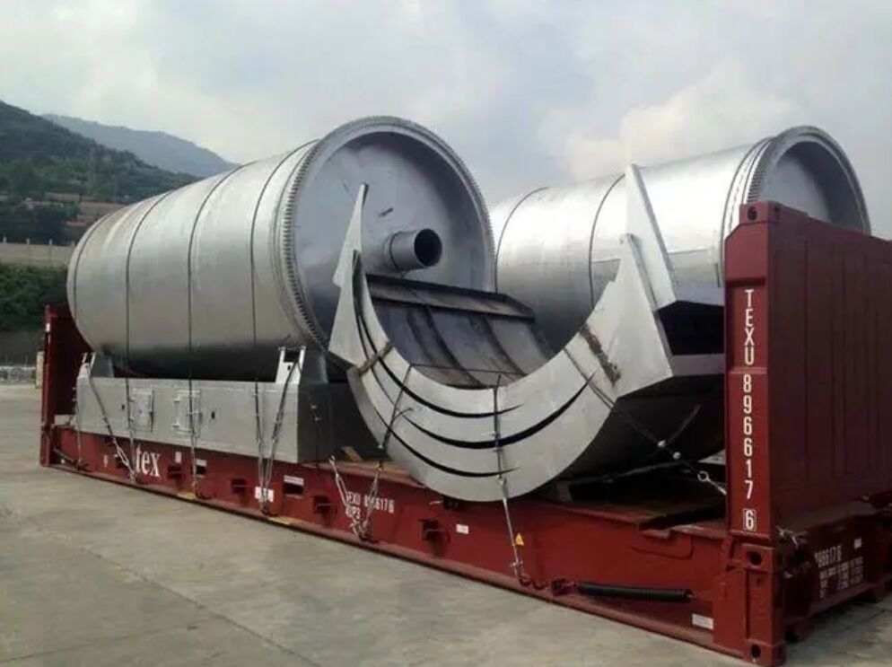 Recycling process of non-condensable gas from waste tire oil refining
