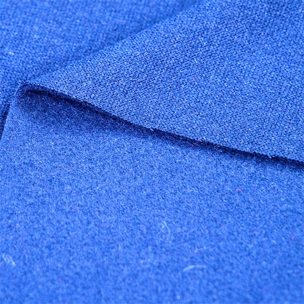 اكتشف المتانة والدفء الذي يقدمه قماش الفليس المطاطي