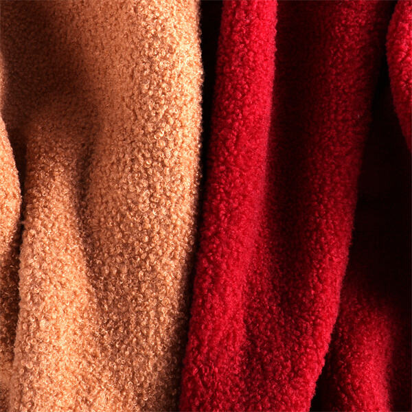 코럴 퍼 플리스로 스타일리시하게 포근해지세요