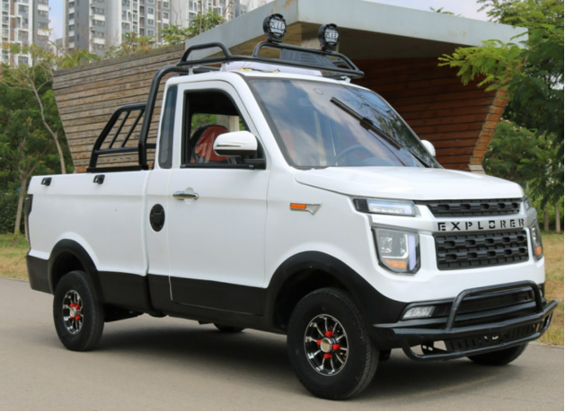 New energy electric four-wheel truck pickup truck patrol car flat transport vehicle Factory handling vehicle load transfer truck manufacture