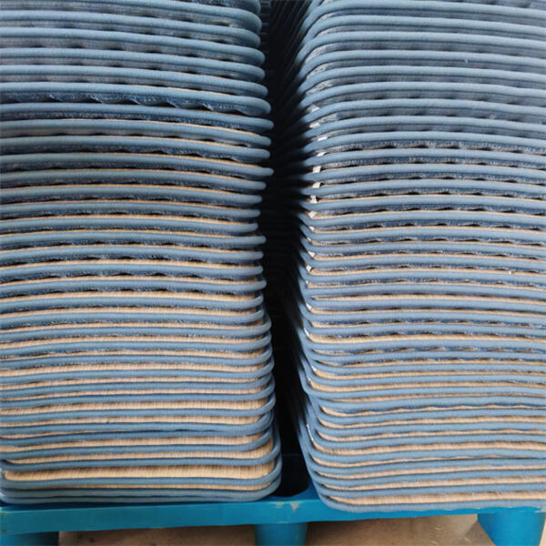 Enjoy Long Hours of Sitting with Chair Seat Pads Tied for Support and Comfort