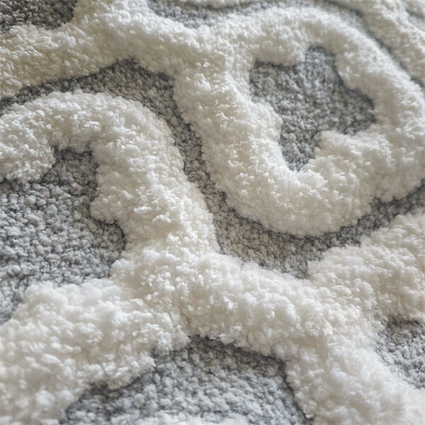Keep Dirt and Mud at Bay with an Entryway Rug