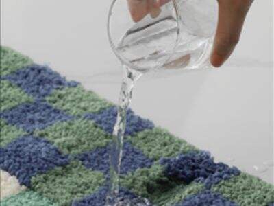 The best water absorbent bath rugs by Broadway.