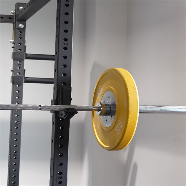 La polyvalence de la barre et des disques pour un entraînement complet du corps