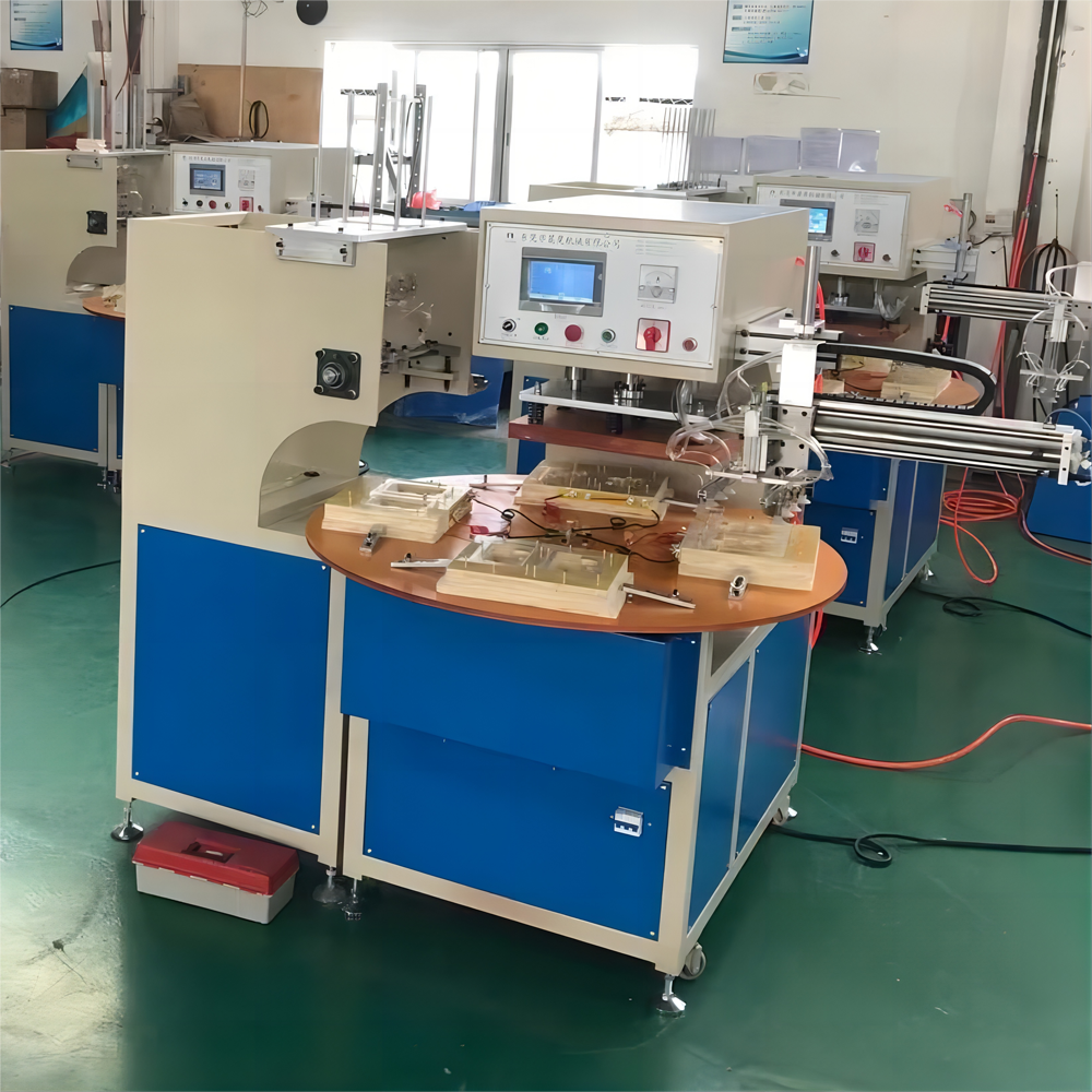 Hot press sealing packaging machine