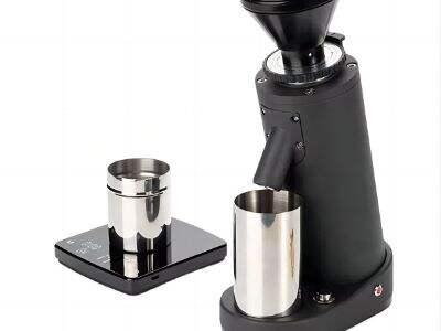 Top coffee grinder for baristas