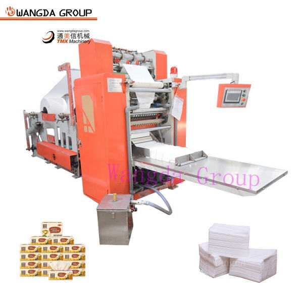La machine de pliage de mouchoirs en papier doux.