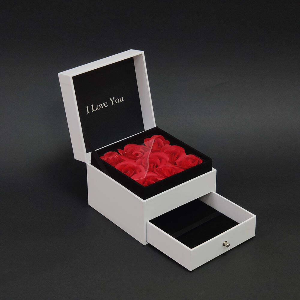 Gullforhandlar Custom Preserved Flower Gift Eternal Rose Smykkebox med rose