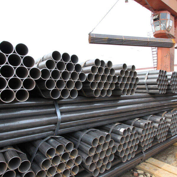 A closer look at the production and manufacturing process of ERW steel pipe.