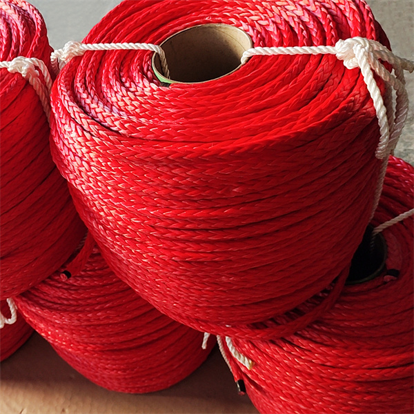 Protection Benefits Of Prestretched UHMWPE Rope: