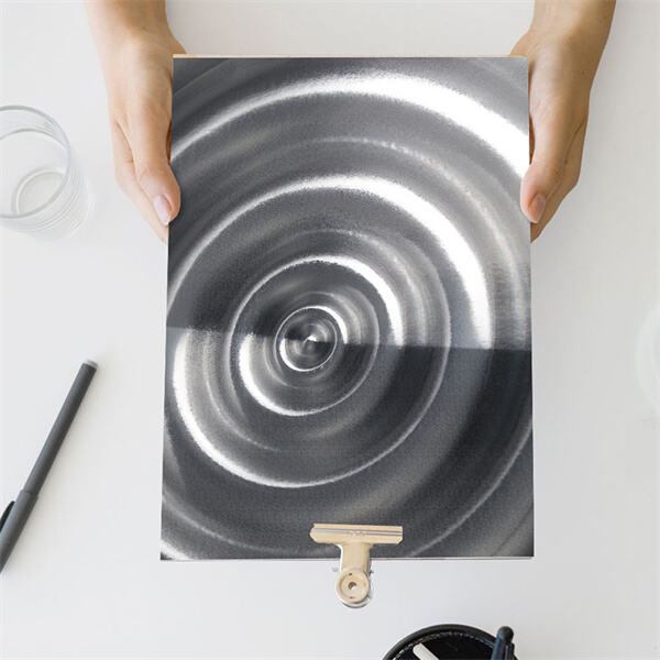 Enhancing Product Appeal with High-Quality Print and Finishing Options on Paperboard
