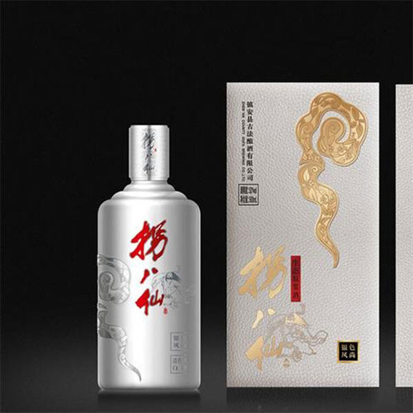 Les emballages de liqueur audacieux et innovants qui mènent l'industrie.