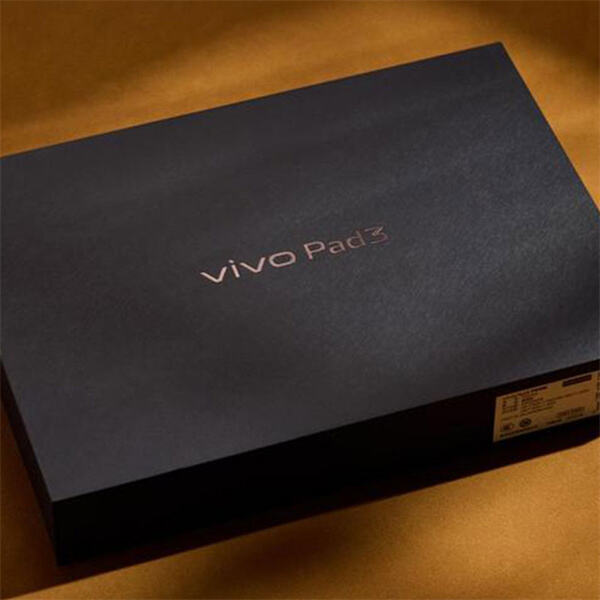 Packaging laptops for safe shipping