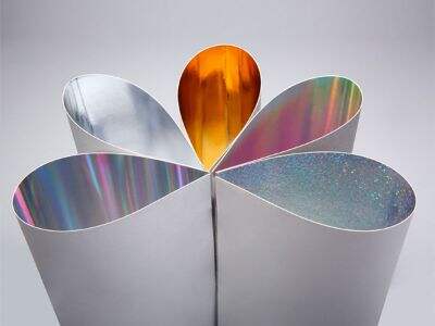 Vantaggi ecologici della carta metallizzata: imballaggi riciclabili e compostabili per il futuro