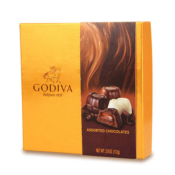 Experience the Ultimate Chocolate Experience with Our Gift Box Pack