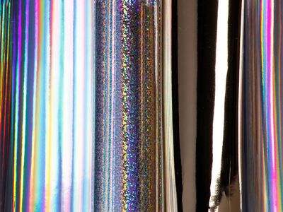 เมทัลไลซ์ด แพเปอร์ แพคเกจจิ้ง ช่วยให้แบรนด์บรรลุการป้องกันการปลอมแปลงได้อย่างไร