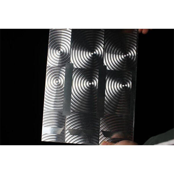 Going Green with Compostable Packaging and Reducing Carbon Footprin