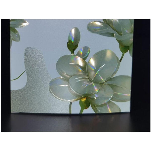 Simplifique a mudança e a embalagem com uma caixa dobrável durável.