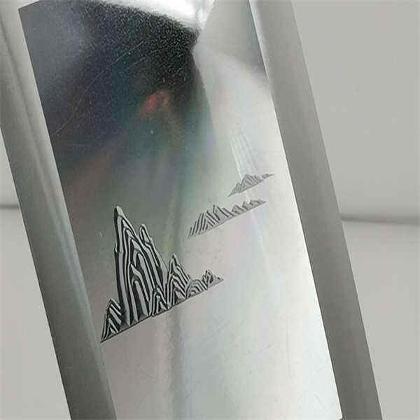 Révolutionnez vos impressions avec du papier holographique pour imprimante laser.