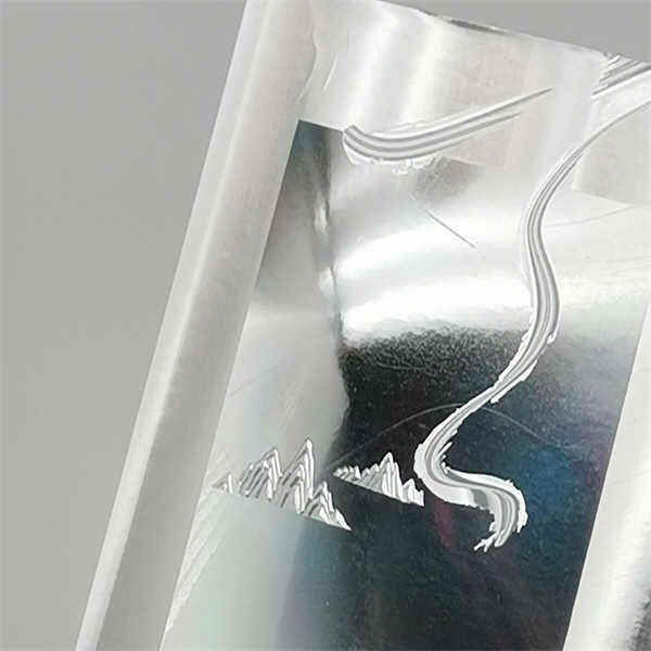 Donnez du peps à vos impressions avec du papier holographique pour imprimante laser.