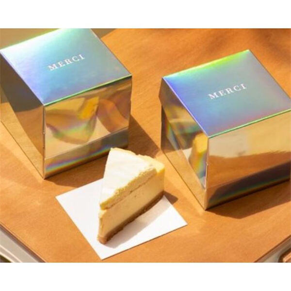 Easy-to-assemble cookie boxes for hassle-free packaging.