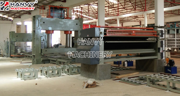 Hanvy Plywood Machinery 4 Bins and 6 Bins Plywood Sorting Line manufacture