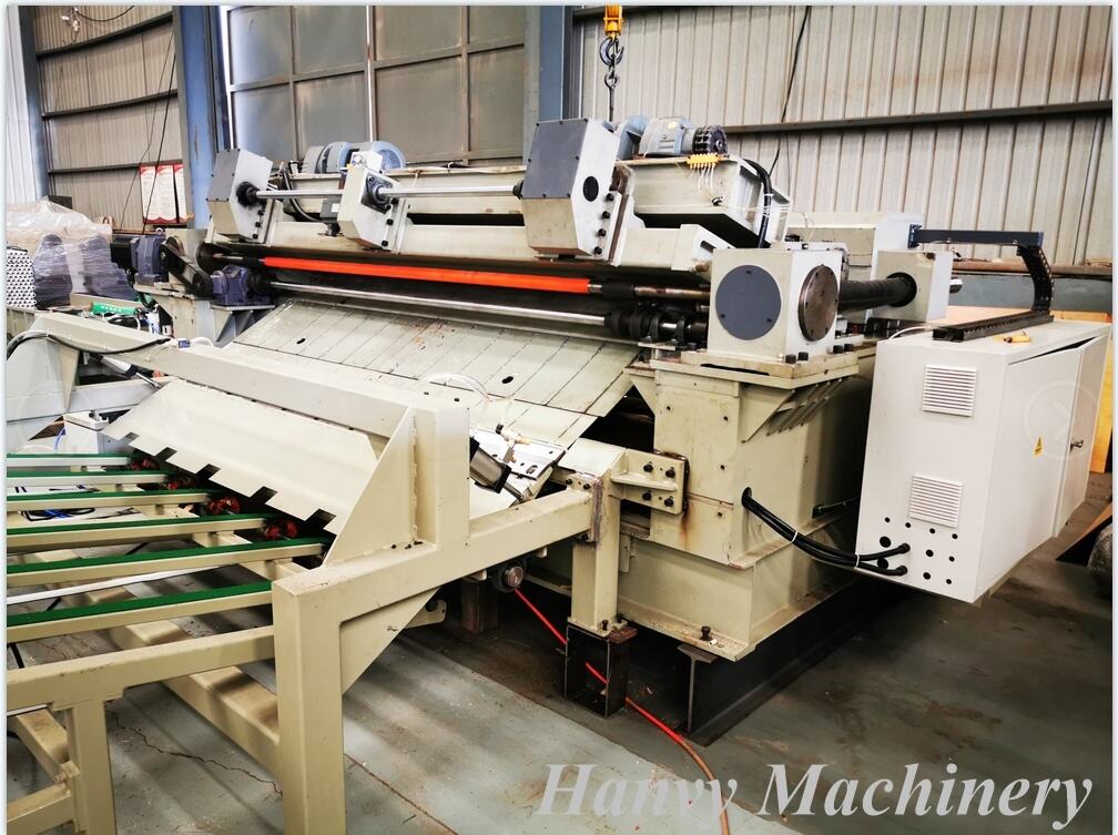 8ft Plywood Making Machine for Sale Spindle Peeling Lathe Single Chuck Veneer Peeling Machine details