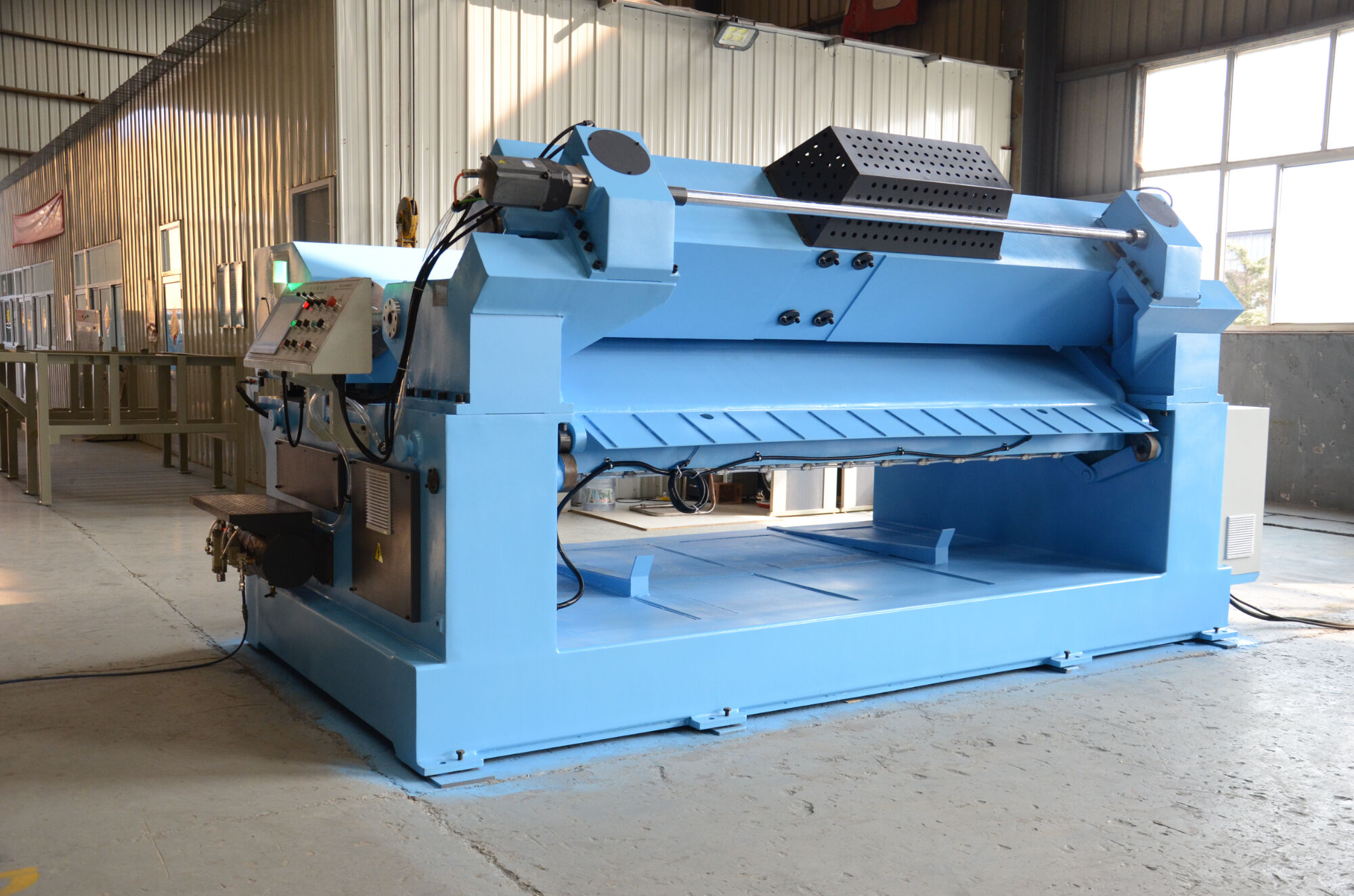 4ft 5ft 8ft 10ft CNC spindless veneer peeling machine