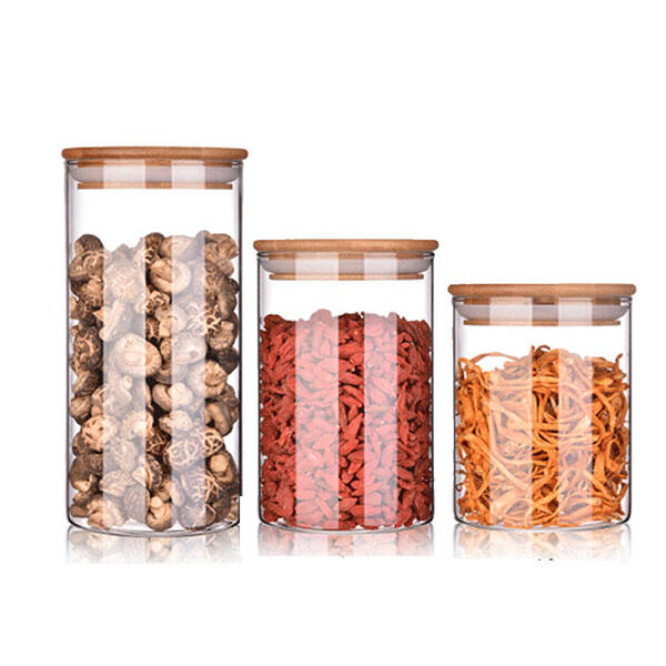 Zero waste food storage with glass jars