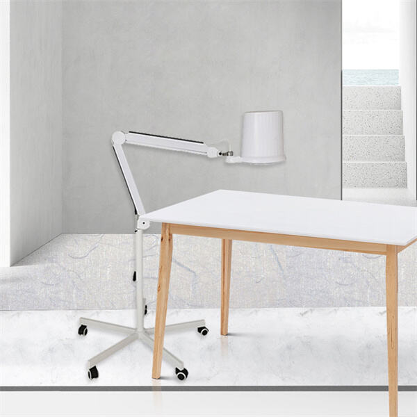 Professional-grade nail dust extraction right at your fingertips